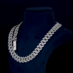 Cuban Chain - With Baguette
