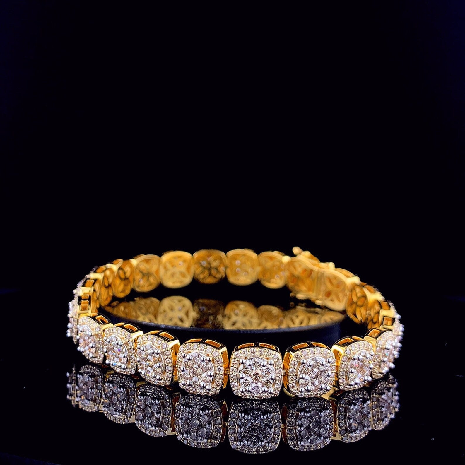 Circle Bracelet