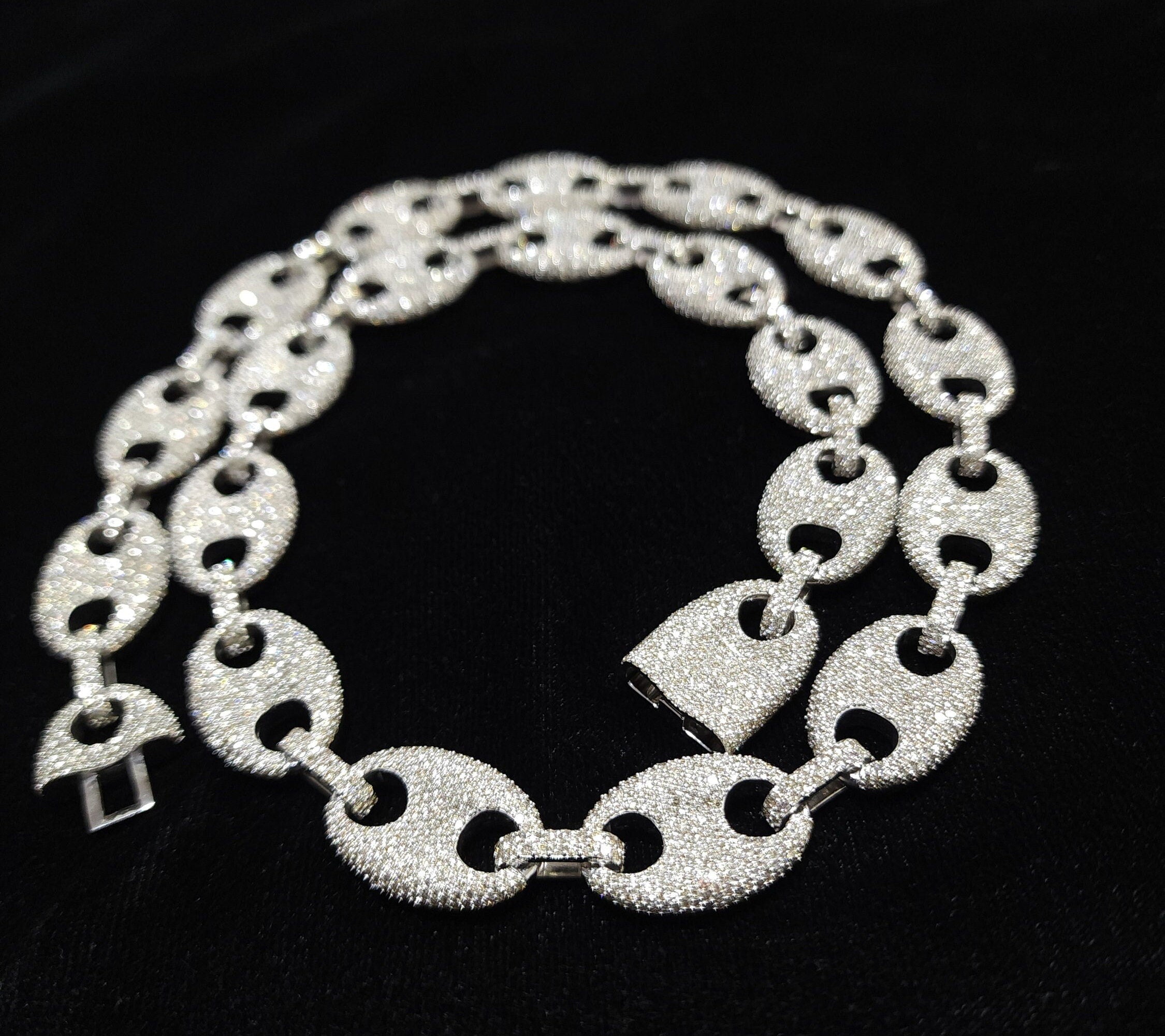 Iced Out Luxury Men's Chain